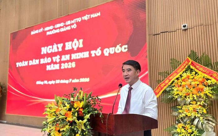 Ông Nguyễn Xuân Lưu, Ủy viên Ban Thường vụ Thành ủy, Phó Chủ tịch UBND thành phố Hà Nội, phát biểu tại ngày hội