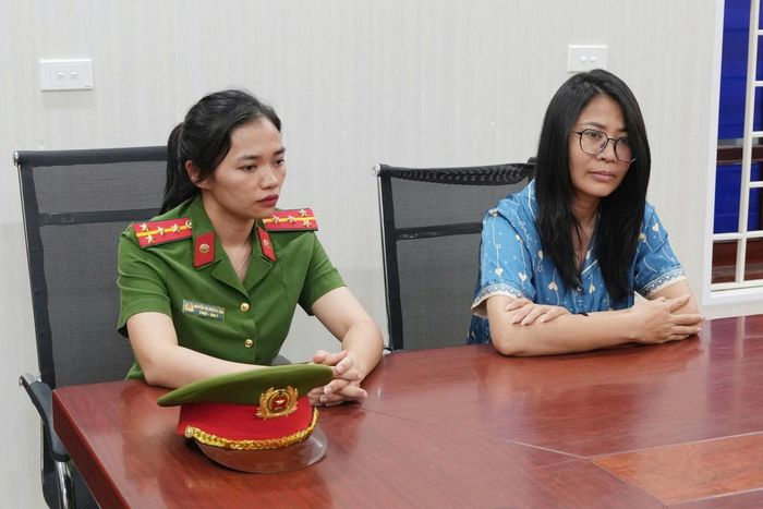 Cơ quan Cảnh sát điều tra làm việc với nhân viên của Phòng khám đa khoa Y học Nghệ An.