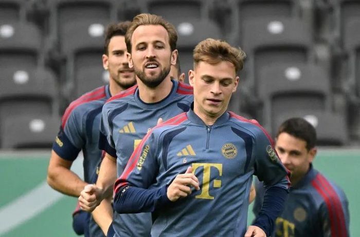 Joshua Kimmich (Đức), Leon Goretzka (Đức) và Harry Kane (Anh) vừa thi đấu tại World Cup cũng chuẩn bị tập luyện cho mùa giải mới cùng CLB Bayern Munich. Ảnh: Getty Images