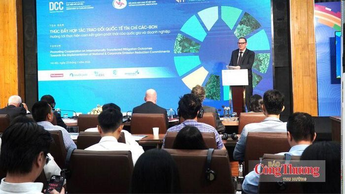 Ông John Robert Conton - Phó Giám đốc Chương trình Đối tác Chuyển dịch Năng lượng Đông Nam Á, Văn phòng Dịch vụ dự án Liên hợp quốc.