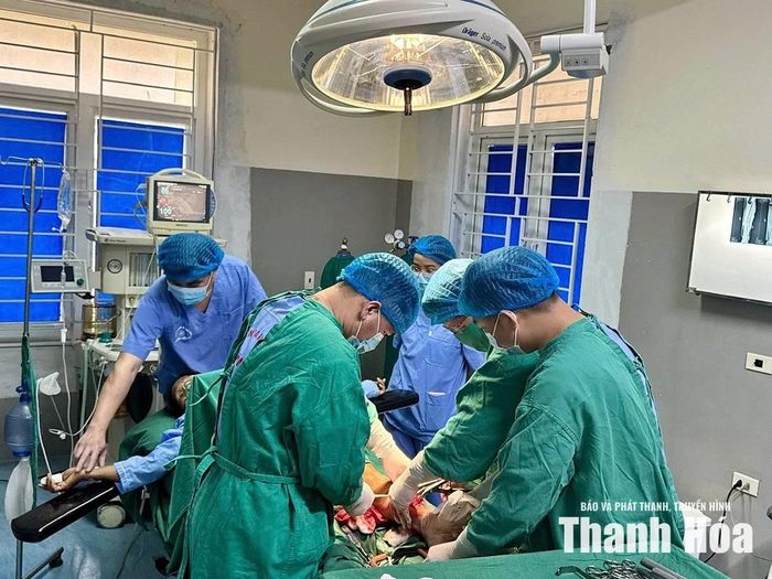 Chất lượng dịch vụ tại Bệnh viện Đa khoa Bá Thước từng bước được nâng lên, giúp người dân được tiếp cận các dịch vụ y tế chất lượng ngay tại địa phương.