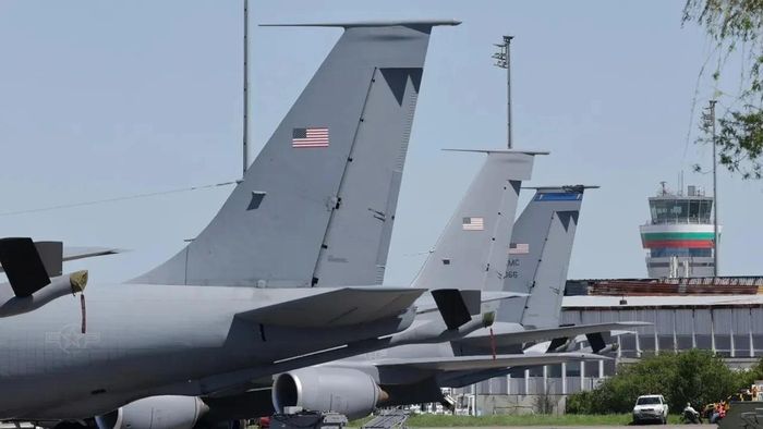 KC-135 Stratotanker là máy bay tiếp dầu chủ lực của Không quân Mỹ. Ảnh: Turkiyetoday.