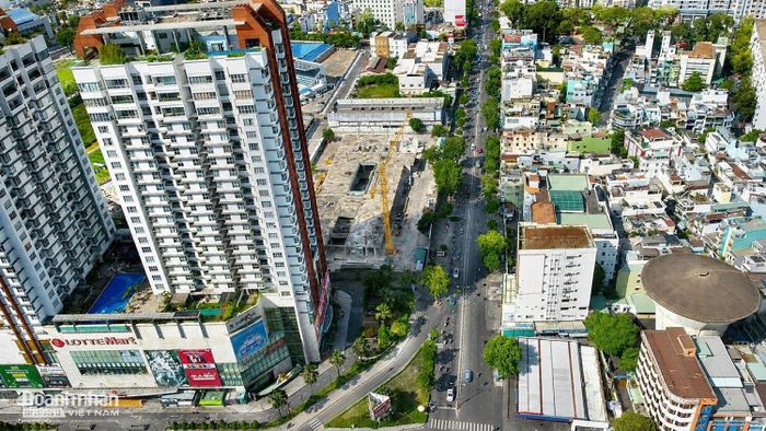 Theo ghi nhận, dự án đã xây dựng xong phần móng. Theo thông tin quảng bá từ nhiều trang mạng, hiện tại dự án The Park Avenue có giá bán dao động khoảng 100 triệu/m2