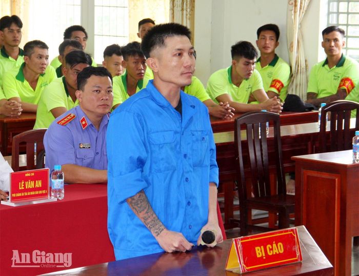 Bị cáo Lê Văn Hòa.