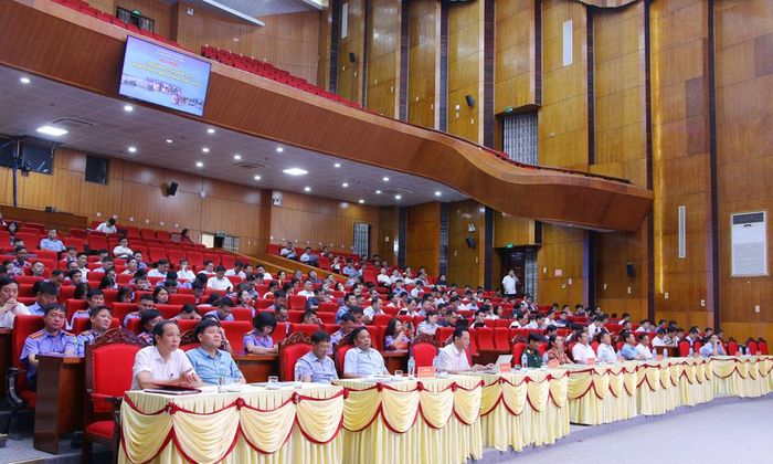 Đại biểu tham dự hội nghị bồi dưỡng nâng cao năng lực phòng, chống thiên tai.