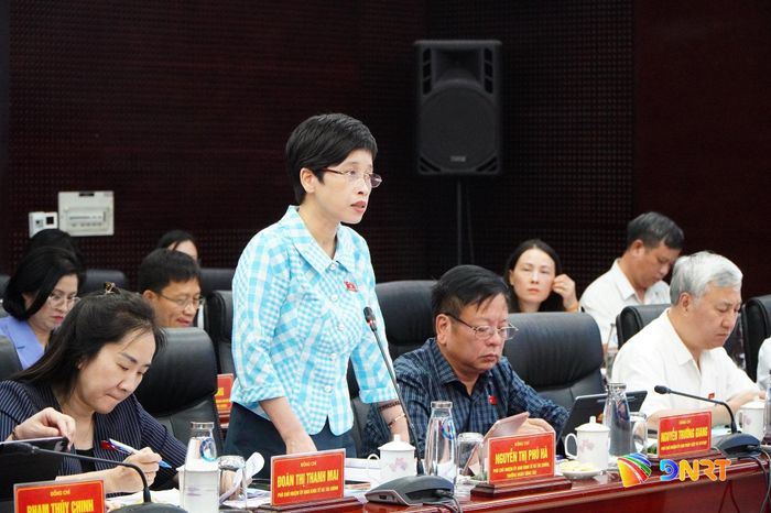 Phó Chủ nhiệm Ủy ban Kinh tế và Tài chính của Quốc hội Nguyễn Thị Phú Hà phát biểu tiếp thu các ý kiến tại buổi làm việc. Ảnh: VINH ANH