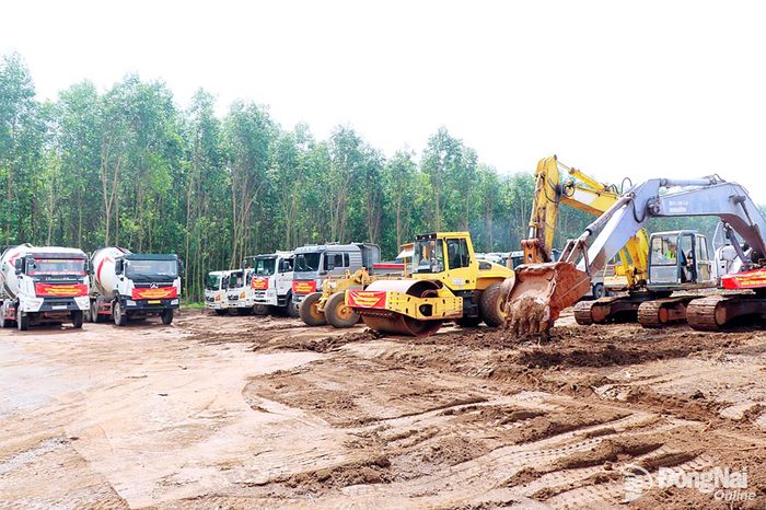 Dự án Thành phần 1-2, thuộc Dự án đường vành đai 4 - Thành phố Hồ Chí Minh đoạn qua địa bàn thành phố Đồng Nai được khởi công xây dựng cuối tháng 6-2026. Ảnh: Phạm Tùng