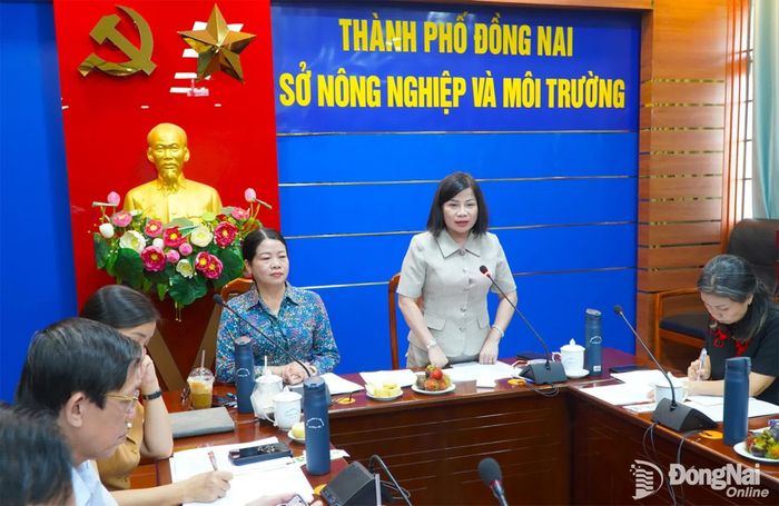 Bà Lê Thị Ánh Tuyết, Phó Giám đốc Sở Nông nghiệp và Môi Trường thành phố Đồng Nai phát biểu tại buổi làm việc với đoàn kiểm tra. Ảnh: An Nhơn
