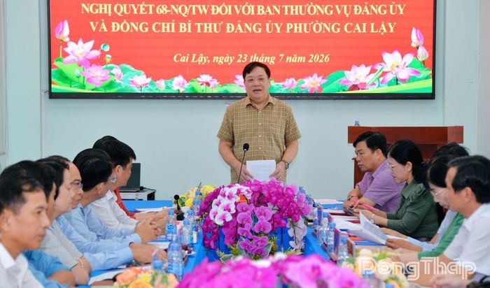 Đồng chí Phạm Thành Ngại phát biểu tại buổi làm việc.