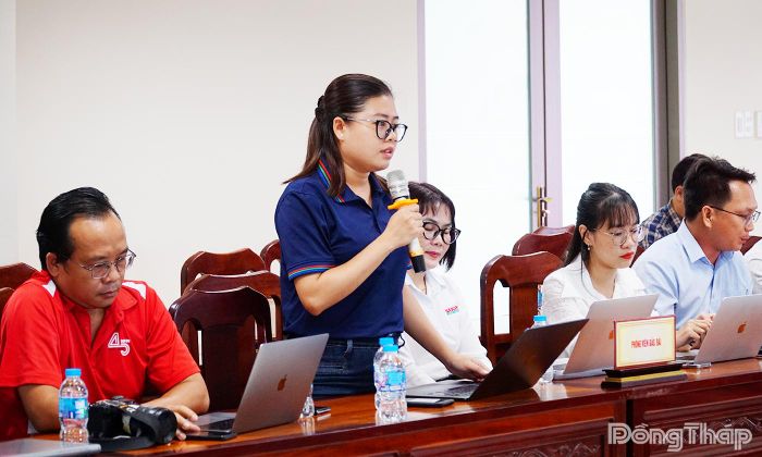 Cơ quan báo chí đặt nhiều vấn đề dư luận đang quan tâm.