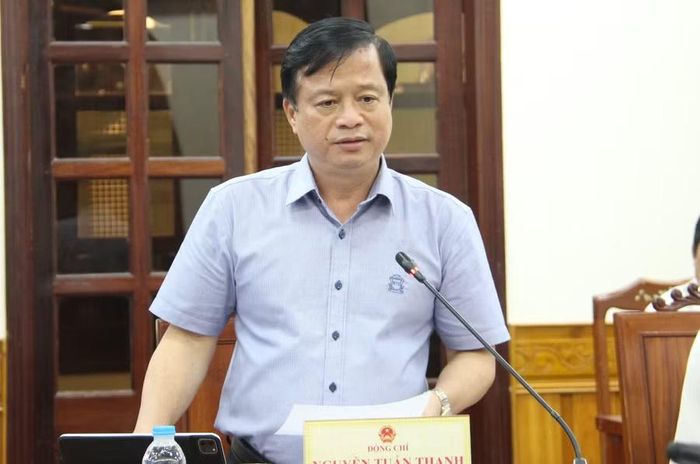  Phó Chủ tịch Thường trực UBND tỉnh Nguyễn Tuấn Thanh phát biểu tại buổi làm việc. Ảnh: Trọng Lợi 