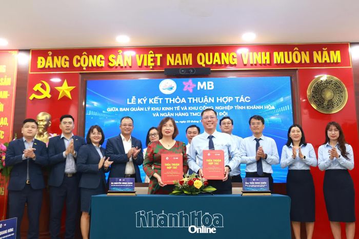 Ban Quản lý Khu kinh tế và Khu công nghiệp tỉnh ký kết thỏa thuận hợp tác với Ngân hàng TMCP Quân đội ở nhiều nội dung.