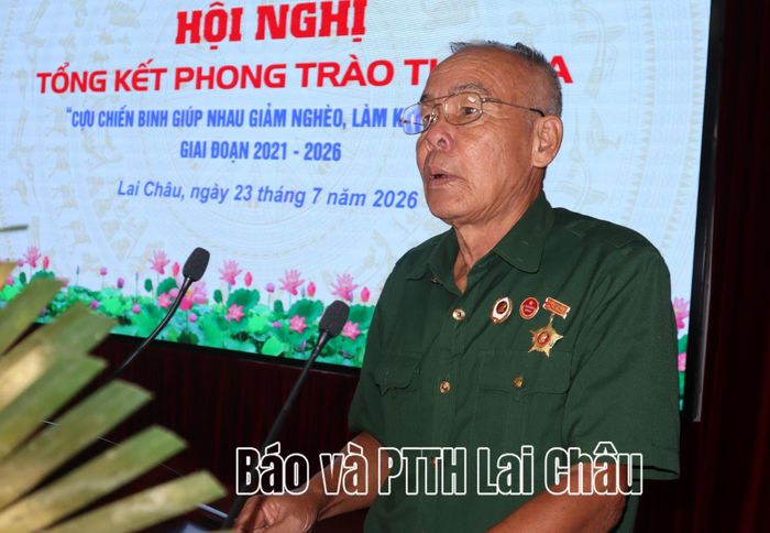 Đại biểu phát biểu tham luận tại hội nghị.