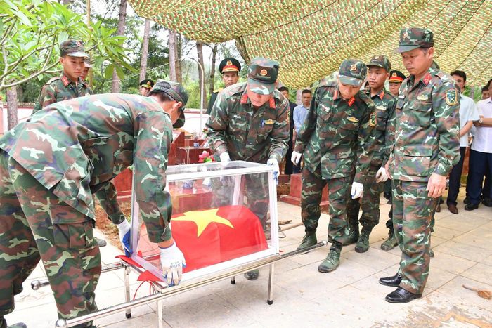 Tỉnh Lai Châu đã hoàn thành lấy mẫu tại 6 nghĩa trang liệt sĩ trên địa bàn tỉnh phục vụ giám định ADN.