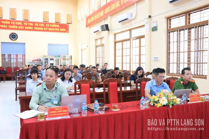 Các đại biểu dự hội thảo
