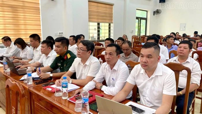 Các đại biểu dự hội nghị.