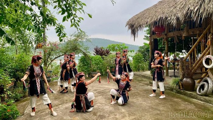 "Âm vang núi rừng" đang mở ra một hành trình mới - nơi di sản trở thành tài sản.