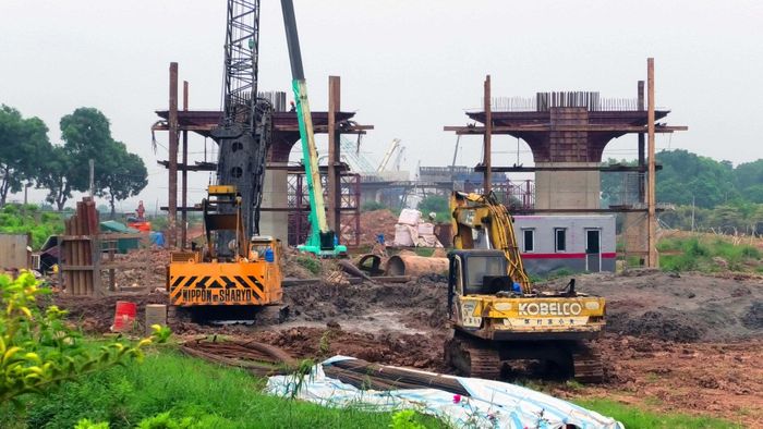 Điểm cuối Km7+500 kết nối với đường Vành đai 3,5 cách đê Tả Hồng khoảng 700m về phía cao tốc Hà Nội - Hải Phòng thuộc địa bàn xã Văn Giang, tỉnh Hưng Yên.