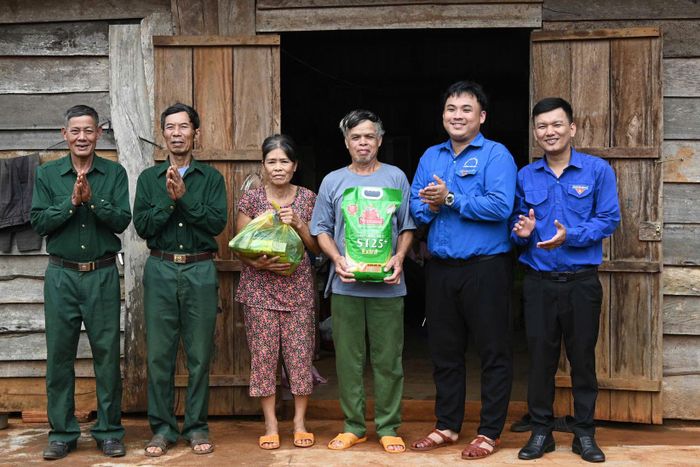 Các tổ chức thành viên MTTQ xã Tuy Đức tích cực tổ chức các hoạt động an sinh xã hội, chăm lo người dân khó khăn trên địa bàn