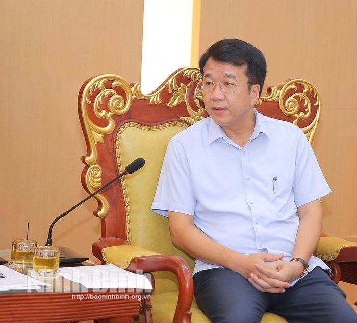 Đồng chí Nguyễn Thanh Bình, Phó Bí thư Tỉnh ủy, Chủ tịch UBND tỉnh phát biểu tại buổi làm việc.