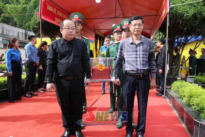 Lễ truy điệu và an táng hài cốt liệt sĩ tại Nghĩa trang liệt sĩ phường Tô Hiệu