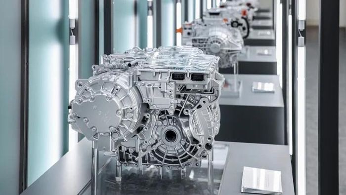 Các nhà sản xuất Trung Quốc đang nắm giữ lợi thế tuyệt đối trong sản xuất mô tơ điện cho phương tiện giao thông. Ảnh: Geely