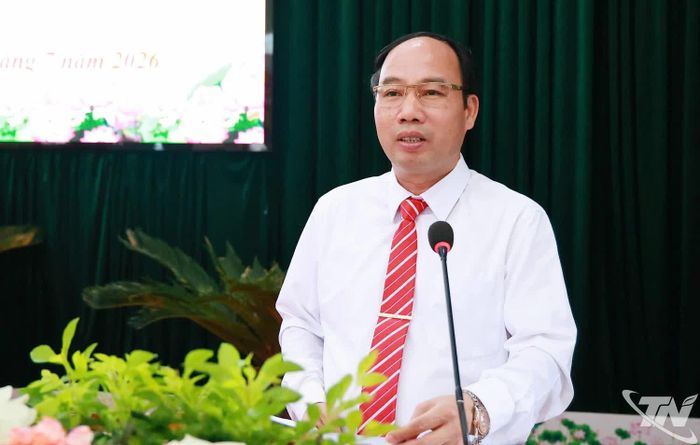Lãnh đạo xã Kha Sơn phát biểu tại Kỳ họp.
