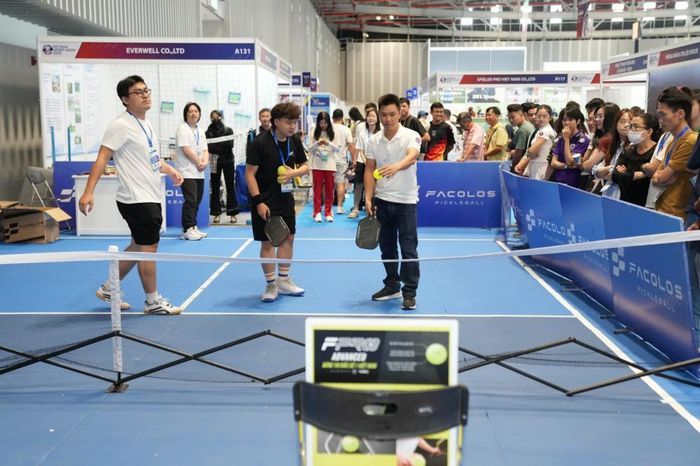 Vietnam Sport Show 2026 quy tụ các doanh nghiệp hoạt động trong lĩnh vực thiết bị tập luyện, thể thao ngoài trời, fitness, phục hồi chức năng, chăm sóc sức khỏe vận động, công nghệ thể thao và các giải pháp phục vụ nhu cầu luyện tập ngày càng đa dạng của người tiêu dùng (Ảnh: VINEXAD)