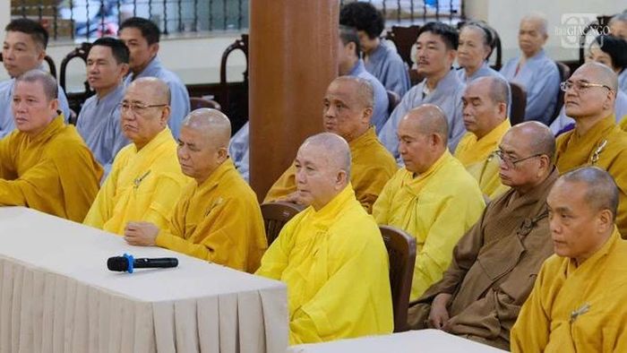 Chư tôn đức Ban Chức sự trường hạ chùa Vạn Đức