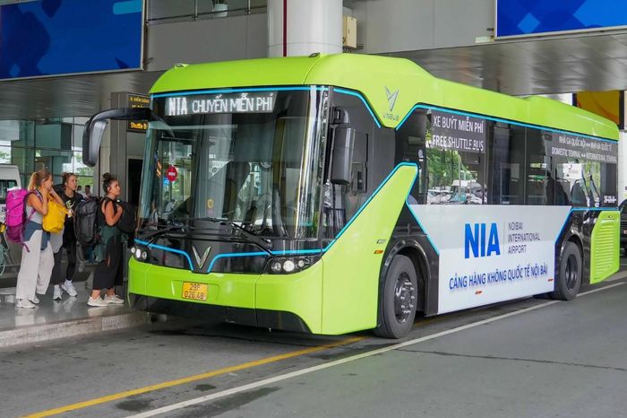 Bộ Xây dựng thống nhất phương án tổ chức các tuyến xe buýt kết nối Cảng hàng không quốc tế Long Thành với Cảng hàng không quốc tế Tân Sơn Nhất và TP Đồng Nai (ảnh minh họa).
