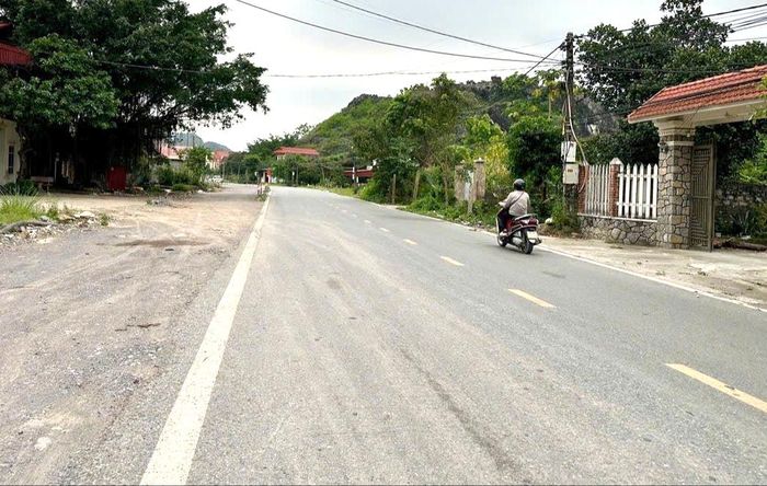 Địa phương phấn đấu hoàn thành phê duyệt phương án bồi thường, chi trả kinh phí đền bù trước ngày 30/8 và bàn giao mặt bằng cho chủ đầu tư trong tháng 9/2026.