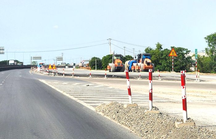 Dự án có chiều dài 15,245km, được đầu tư mở rộng từ 4 lên 6 làn xe với tổng mức đầu tư hơn 1.875 tỷ đồng, dự kiến hoàn thành trong năm 2026.