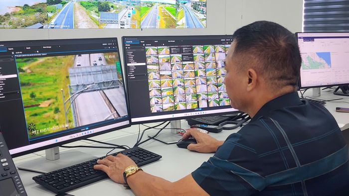 Từ 20h ngày 15/7 đến ngày 22/7, tuyến cao tốc qua Hà Tĩnh ghi nhận 7.113 lượt phương tiện vào và 36.315 lượt phương tiện ra, với tổng doanh thu thu phí đạt gần 3,8 tỷ đồng.