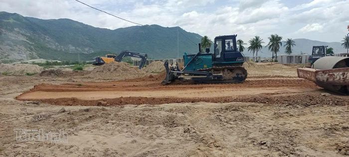 Khu tái định cư Vạn Thắng do Ban Quản lý dự án phát triển tỉnh Khánh Hòa làm chủ đầu tư. Ảnh: Lạc Nguyên