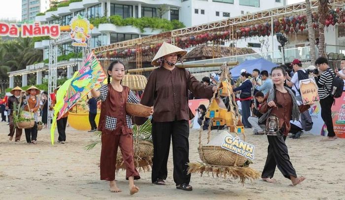 Các sự kiện lễ hội tại Đà Nẵng hút khách du lịch. Ảnh: Trung tâm Xúc tiến du lịch Đà Nẵng