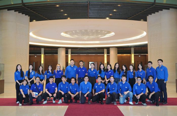 Chuyến tham quan, học tập là cơ hội để đoàn viên thanh niên VIMC nâng cao hiểu biết thực tiễn về Quốc hội – cơ quan quyền lực Nhà nước cao nhất, cơ quan đại biểu cao nhất của Nhân dân