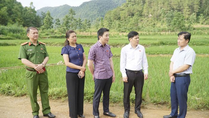 Đoàn giám sát khảo sát thực tế tại các xã