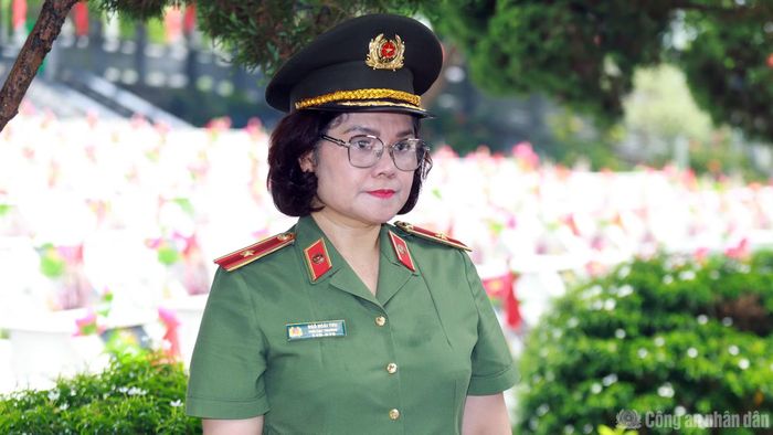 Thiếu tướng Ngô Hoài Thu nhấn mạnh ý nghĩa của hành trình tri ân lần này.
