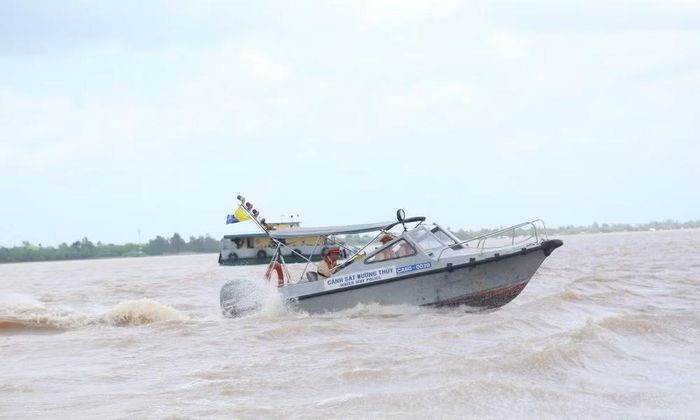 Lực lượng Cảnh sát đường thủy tăng cường công tác tuần tra kiểm soát trên các tuyến sông. .