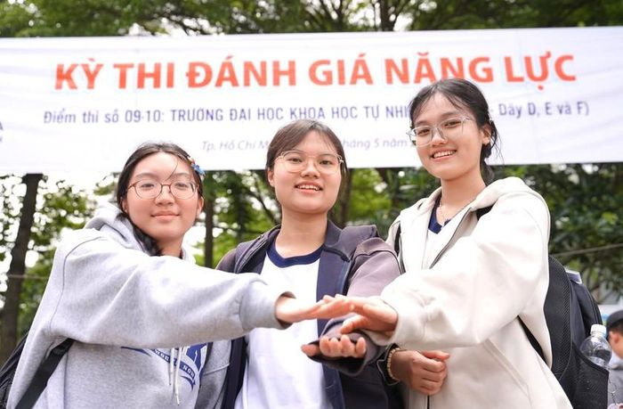 Thí sinh tham dự kỳ thi đánh giá năng lực V-ACT. Ảnh: Đại học Quốc gia Thành phố Hồ Chí Minh