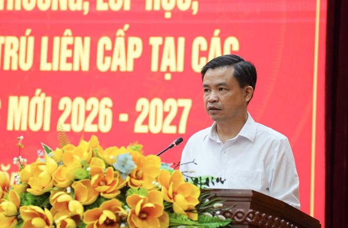 Phó Bí thư Thường trực Tỉnh ủy, Trưởng Đoàn đại biểu Quốc hội tỉnh Bế Thanh Tịnh kết luận hội nghị.