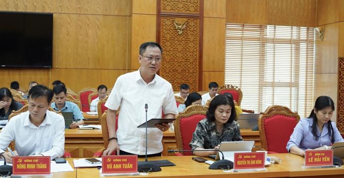 Lãnh đạo các địa phương thảo luận tại hội nghị.