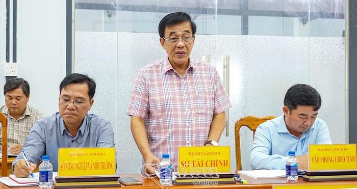 Phó Giám đốc Sở Tài chính Nguyễn Đức Thánh đề nghị địa phương quan tâm tuyên truyền, hỗ trợ, tạo điều kiện cho doanh nghiệp nhỏ và vừa, HTX nắm bắt và tiếp cận chính sách.