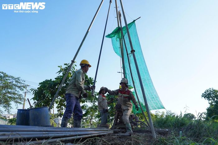 Hoạt động khảo sát được triển khai sau khi UBND TP.HCM chấp thuận giao liên danh Tập đoàn Đèo Cả và Công ty TNHH MTV Thương mại Đầu tư Trí Tín nghiên cứu, lập Báo cáo đề xuất chủ trương đầu tư dự án theo phương thức đối tác công tư (PPP).