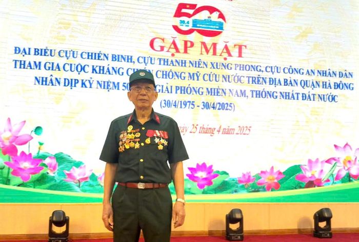Ông Phạm Hồng Lợi tại sự kiện Gặp mặt 50 năm đại biểu Cựu chiến binh, cựu Thanh niên xung phong, cựu Công an nhân dân tham gia cuộc kháng chiến chống Mỹ cữu nước trên địa bàn quận Hà Đông (cũ) năm 2025. Ảnh nhân vật cung cấp