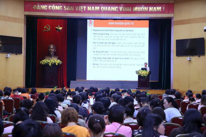 Quang cảnh lớp học. Ảnh: PV