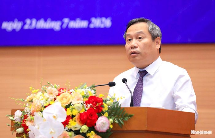 Chủ tịch UBND thành phố Hà Nội Vũ Đại Thắng phát biểu kết luận hội nghị. Ảnh: Viết Thành