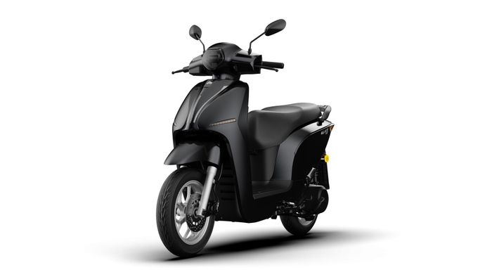 Động cơ 5.000 W, chạy 200km/lần sạc, hỗ trợ sạc siêu nhanh