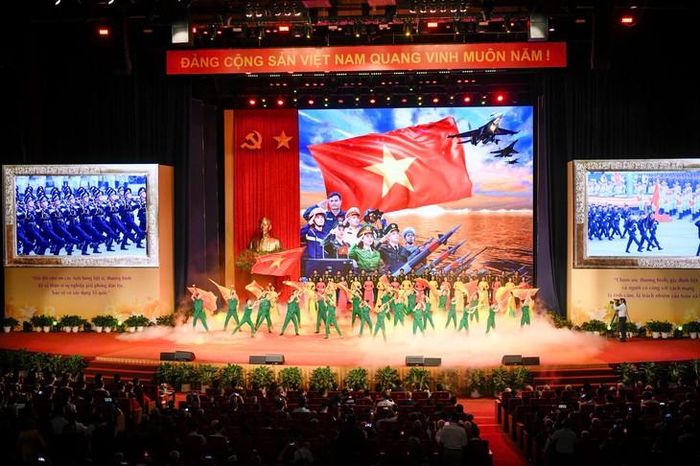 Chương trình nghệ thuật chào mừng Hội nghị. Ảnh: Như Ý