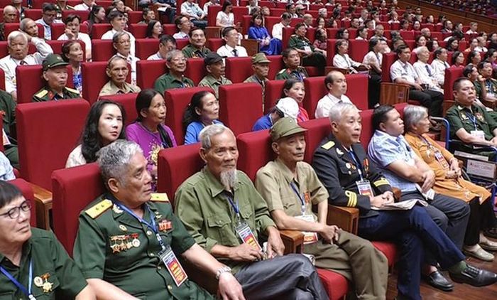Các đại biểu dự Hội nghị.
